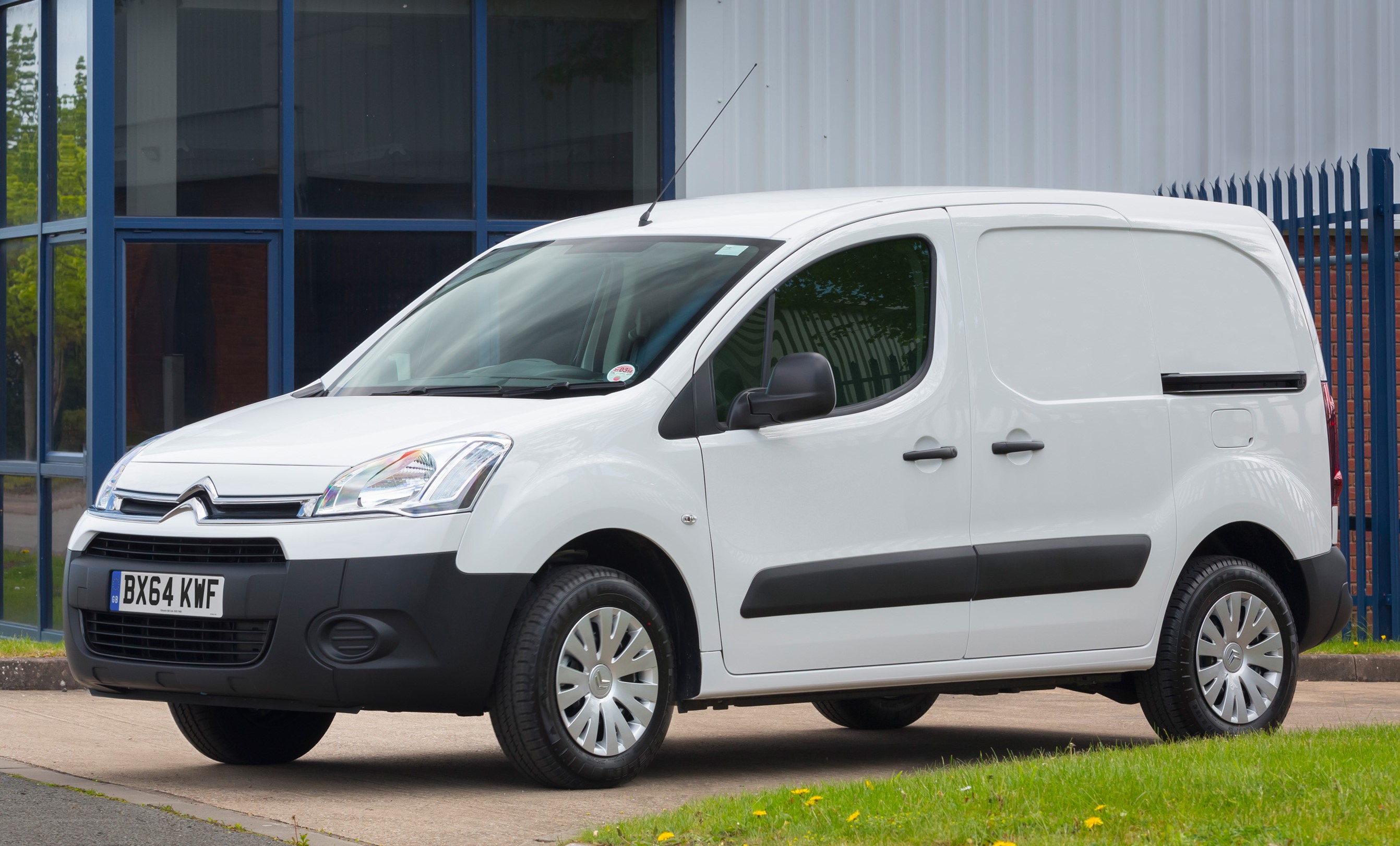 Citroen Berlingo has improved fuel efficiency - CommercialVehicle.com