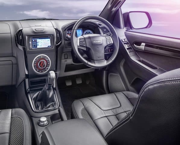 commercialvehicle.com isuzu d-max blade 2