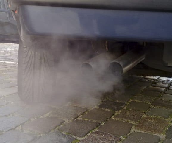 Automobile_exhaust_gas