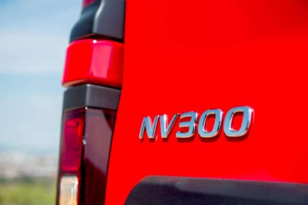 nissan_nv300_van-commercialvehicle-4