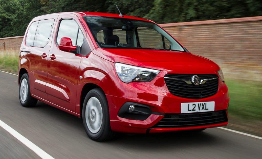 New Renault Trafic and Master Passenger vans available