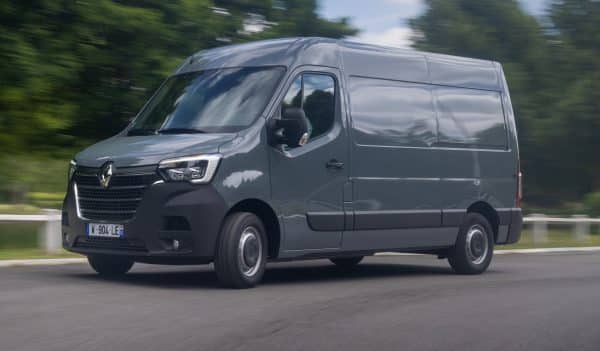 Renault Master E-Tech commercialvehicle.com