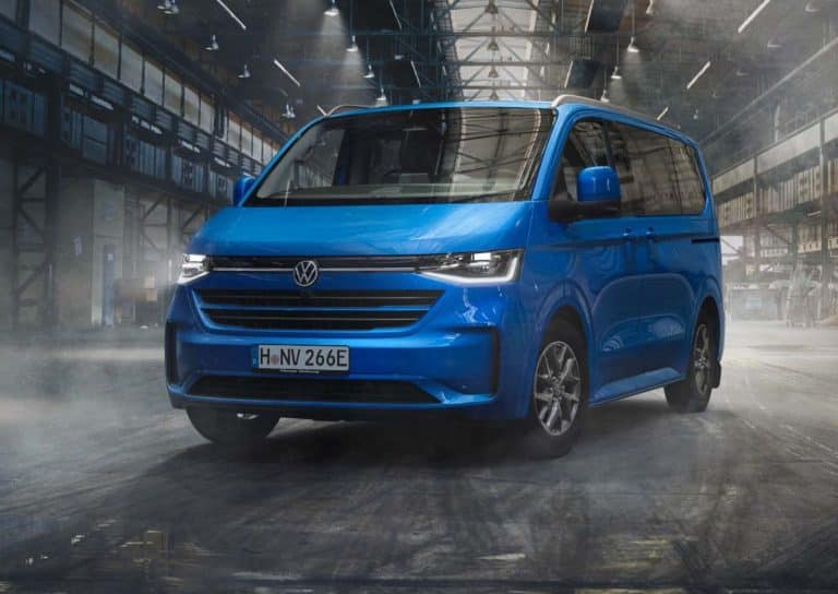 The VW Transporter Shuttle in blue - can be ordered